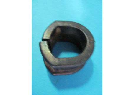 Tassello 82359483 destro o sinistro per staffa fissaggio scatola sterzo (per vetture con servosterzo) Lancia Delta R/86 1300/1500, Delta 1600 T.T., Delta TDS (fino vettura 389581), sinistro dopo vettura 389581