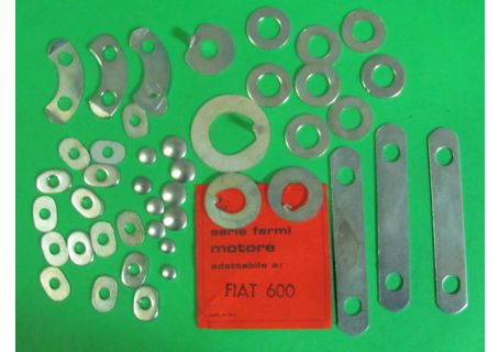 Serie fermi motore Fiat 600 (kit come in foto)