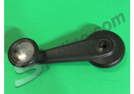 Maniglia alzacristallo in plastica nera (attacco con millerighe) Innocenti Mini 90-120