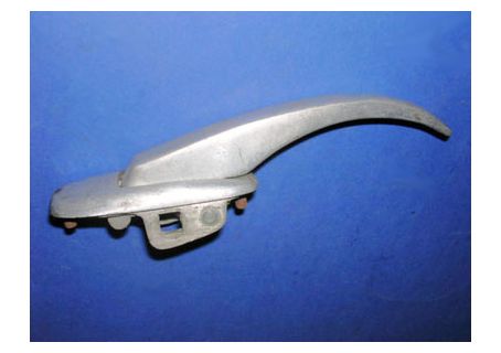 Maniglia anteriore destra (senza chiave) Fiat 600T-850T-850 Pulmino 2^ serie-(Nasello corto)