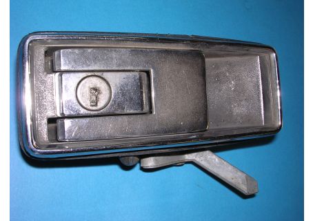 Maniglia cromata esterna porta destra usata Lancia Beta Coupé