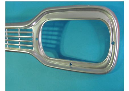 Mascherina anteriore in plastica cromata Ford Escort 1^ serie