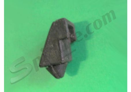 Tassello centrale posteriore battuta cofano anteriore Fiat 128 Coupè