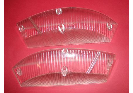 Coppia plastiche fanali anteriori (sx+dx) Alfa Romeo Spider ('66-'69) colore bianco