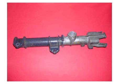Supporto piantone sterzo (lungh. cm.44,5) usato Alfa Romeo GT, Duetto Spider coda tronca etc. - per vetture con avviamento a destra (verificare compatibilità prima dell'acquisto)