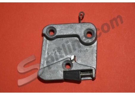Riscontro Safe usato per serratura porta destra Alfa Romeo 1750, 2000 Berlina, Giulia 1300/1600, GT Junior 1300/1600, GT V. Bertone, 1750/2000 Bertone