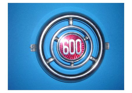 Fregio in plastica metallizzato per calandra anteriore Fiat 600