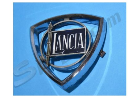 Scudo usato in plastica per griglia anteriore radiatore Lancia Fulvia Coupé 2^ serie, Fulvia 3 (dal '70)