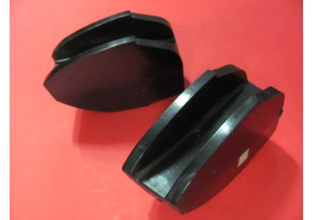 Coppia distanziali interni in bachelite per paraurti anteriore Alfa Romeo Berlina 1750 2^ serie, 2000 Berlina