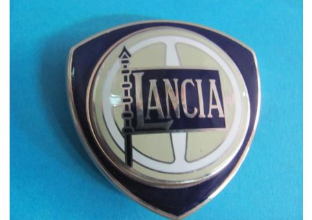 Stemma smaltato [in due pezzi] Lancia (mm 52 x h.54)