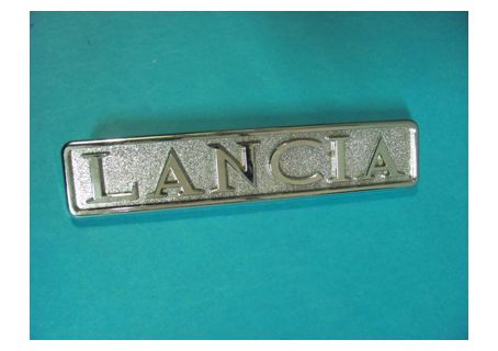 Scritta rettangolare posteriore in plastica LANCIA per Lancia Fulvia Berlina-Fulvia Coupè 2^ serie