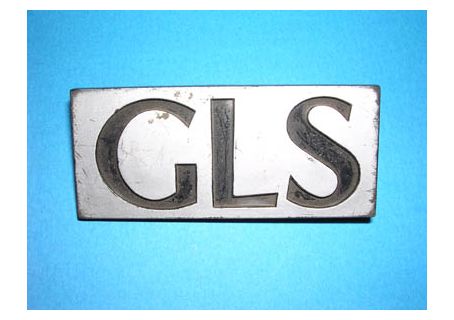 Scritta "GLS"