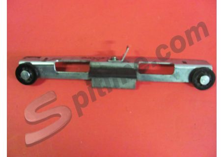 Traversa inferiore usata con carrucole vetro scendente porta sinistra Alfa Romeo Duetto Spider