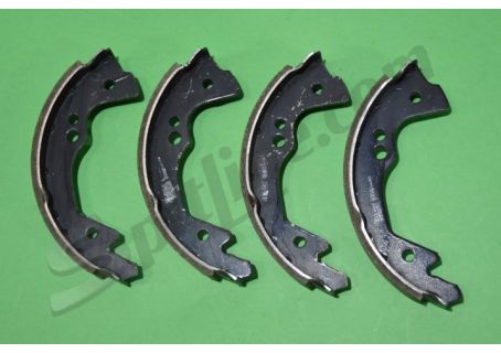 Serie ganasce freno 4 fori becco corto Fiat 500 Giardiniera, 600 D 750cc., 850, 850 Coupé