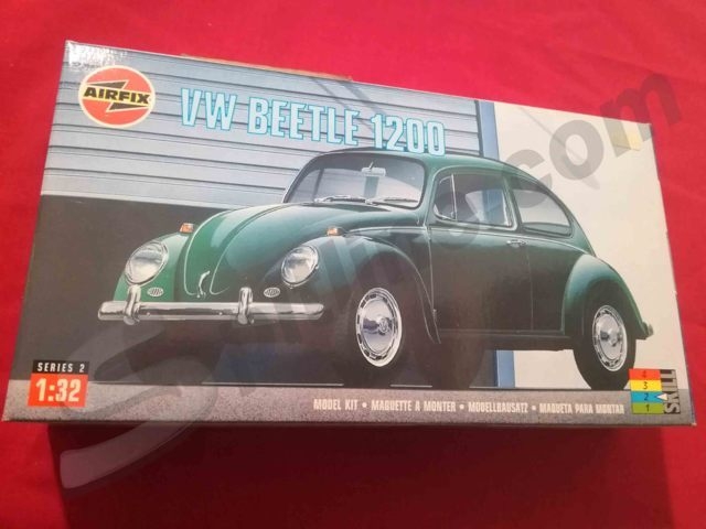 Kit di montaggio automodello 1:32 marca Airfix - VW Beetle 1200