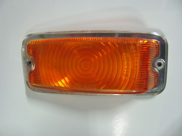 Plastica arancio Altissimo con bordo cromato fanale anteriore sinistro Lancia Fulvia Berlina 2C