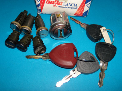 Serie nottolini serrature e chiavi Lancia 717277000