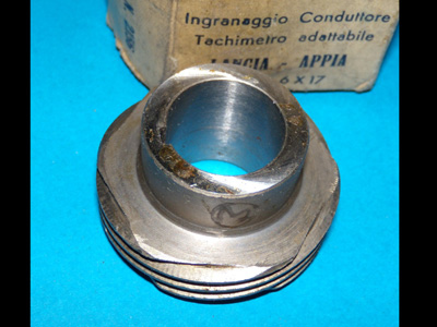 Ingranaggio conduttore tachimetro Lancia Appia (denti 6x19)