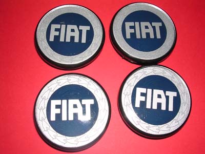 Serie di 4 coprimozzo per cerchi Fiat diam.55 –