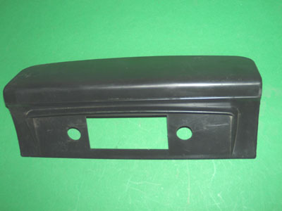 Mascherina in plastica per autoradio (larghezza cm. 30 circa)