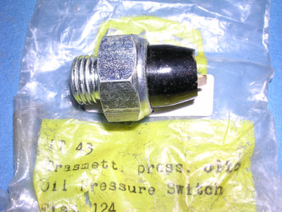 Pressostato trasmettitore pressione olio Fiat 124