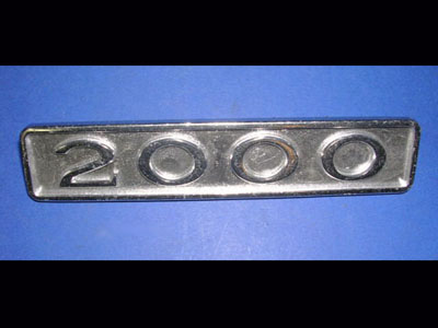 Scritta 2000 per Lancia 2000