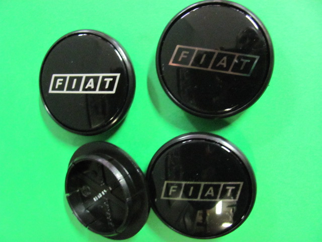 Serie 4 coppette coprimozzo (nero) diam. 55 per cerchi ruota in lega Fiat