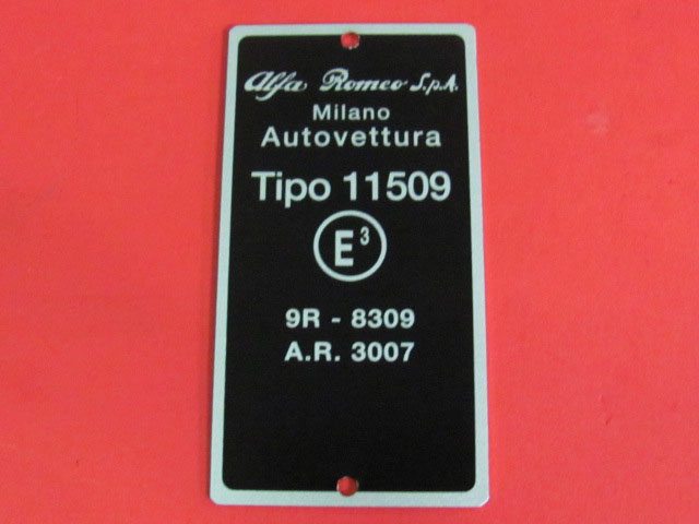 Targhetta identificativa dati verticale per vano motore tipo 11509 Alfa Romeo Giulia Super 1300 ('71→)