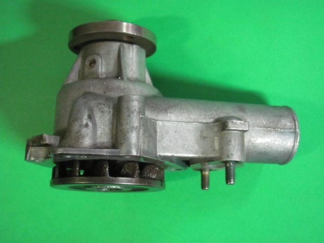 Pompa acqua originale 4129812-2A Fiat 124 (altezza 82 circa)